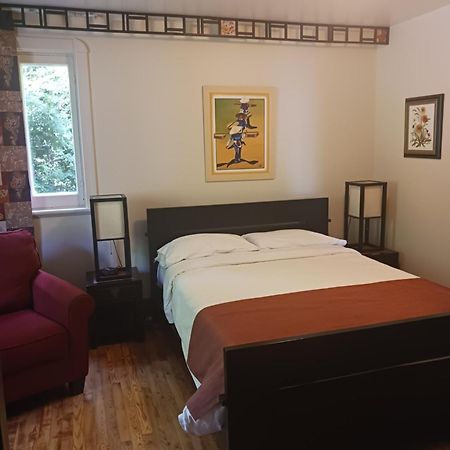 Auberge la maison sous les pins Saint-Joseph-de-la-Rive Extérieur photo